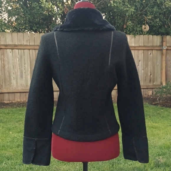 Kenji Black Asymmetrical Wool Fur Collar Jacket - Size M - Picture 3 of 9